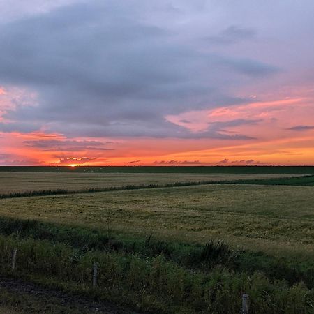 Drei-Insel-Blick Neßmersiel Esterno foto