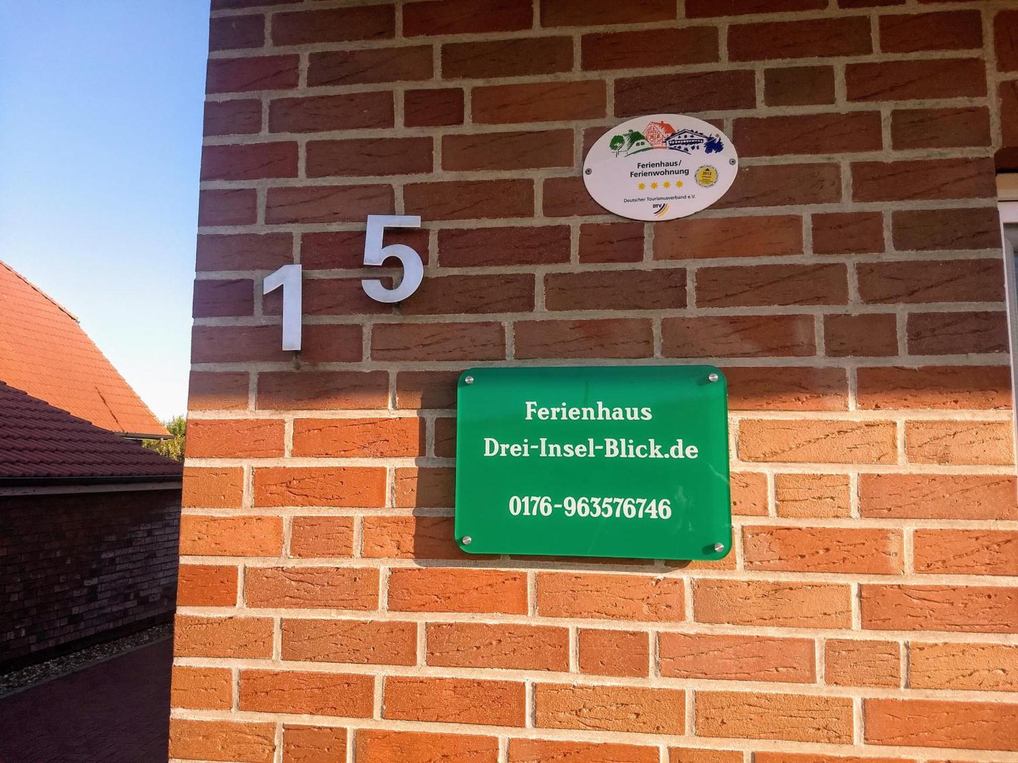 Drei-Insel-Blick Neßmersiel Esterno foto