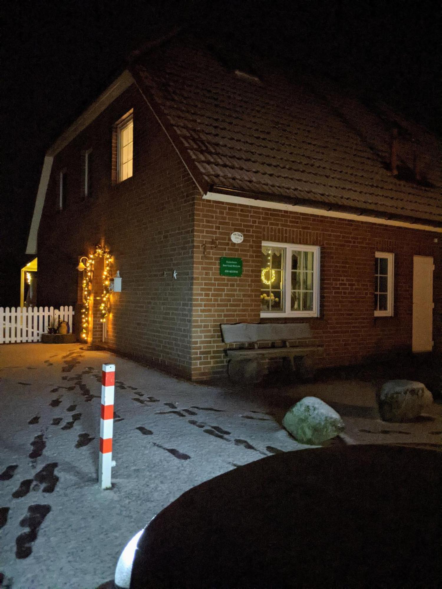Drei-Insel-Blick Neßmersiel Esterno foto